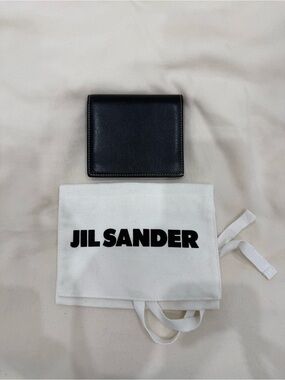 Jil Sander Black Leather Compact trifold Wallet with Logo Pouch